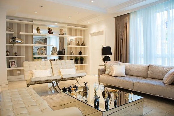 Comment décorer son intérieur avec goût et personnalité à Nîmes ?